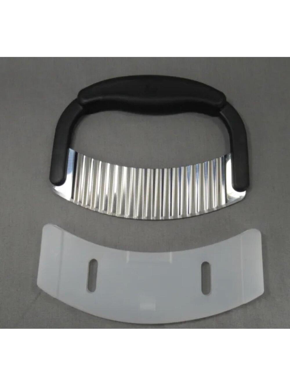 Pampered Chef Crinkle Chopper